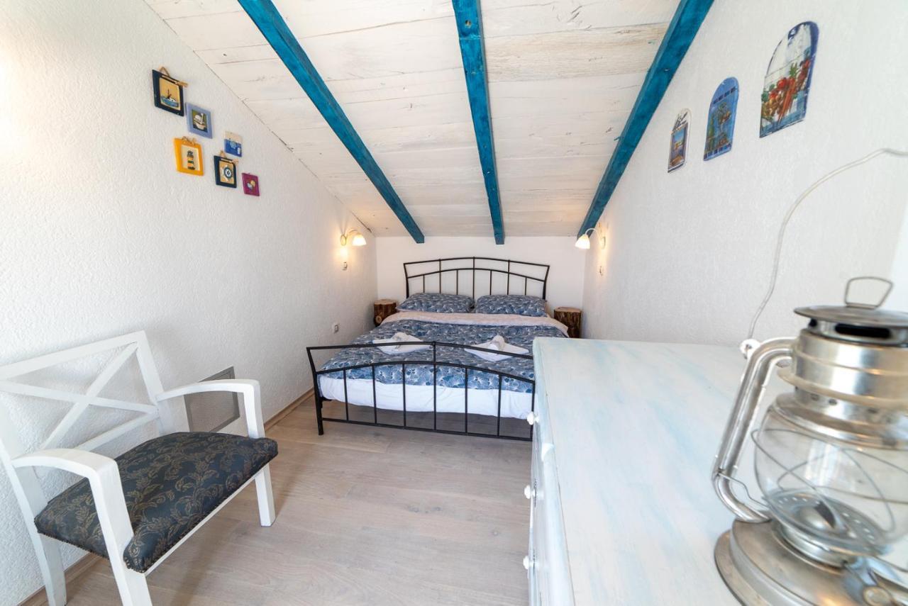 Julijud, Heated Pool, Jacuzzi, Dome And Sauna Brajkovici  外观 照片